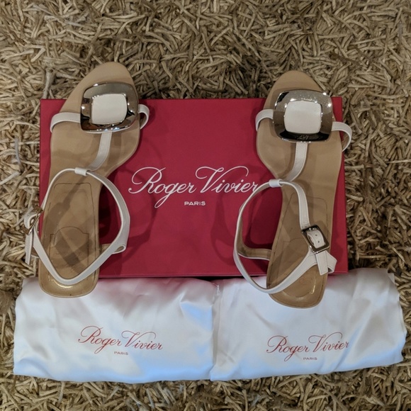 Roger Vivier t-strap sandals in ivory - Picture 5 of 8